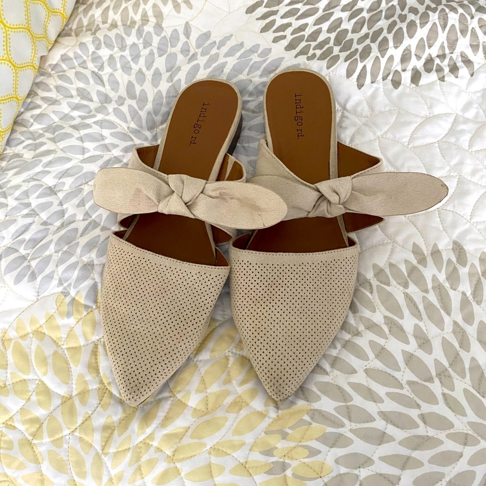 Bow shoes